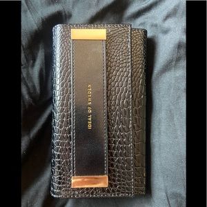 iPhone 8 Plus Studio Clutch Case